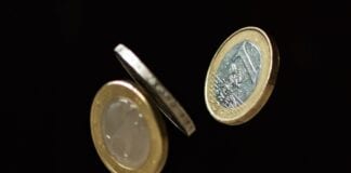 CFD Trading Guides and Goals For Beginners and Experienced Traders moneycashimage