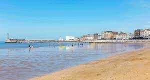 A third of Cardiff residents said they missed the smell of the seaside over lockdown, despite living near it download 2021 05 04T160238.837