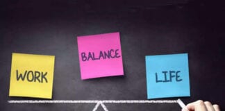 How to Strike A Healthy Real Life/Online Life Balance Post Pandemic worklifebalance