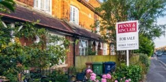 Demand for chain-free transactions climbs as buyers attempt to dodge the market backlog 112736667 whatsubject