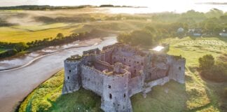 Mae’r haf wedi cyrraedd Castell a Melin Heli Caeriw gyda theithiau arbenigol godidog Castle Construction Tour small