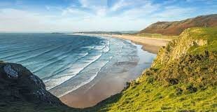 Coastal staycations commanding a -30% price premium vs city stays download 2021 06 08T133445.422