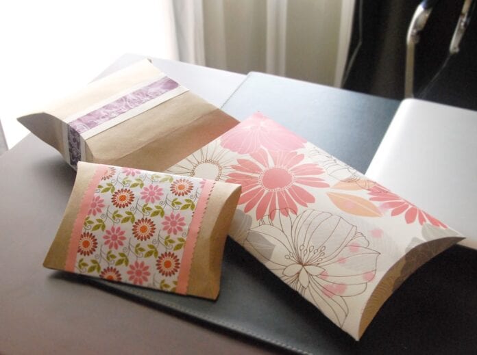 kraft pillow boxes