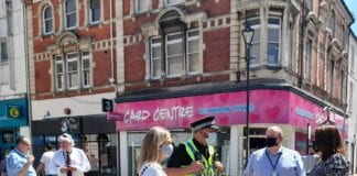 Partneriaeth Diogelwch Cymunedol yn galw ar y cyhoedd i roi gwybod am ymddygiad gwrthgymdeithasol yng nghanol tref Castell-nedd ASB2