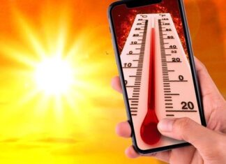 Heatwave After Heatwave: Why 2026 Is Set To Be The Hottest Summer On Record Heatwave UK Rising Temperature Heat Smartphone Phone Owner Users 1465735