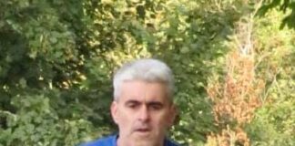 Elusennau Iechyd Hywel Dda ar godwr arian rheolwr cyngor ar gyfer uned chemo Arwyn Davies running fundraiser picture 2