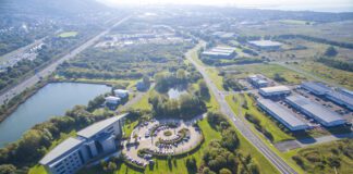 Tyfu ein heconomi werdd drwy Gefnogi Arloesedd a Thwf Carbon Isel Baglan Energy Park scaled
