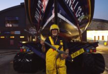 Kärcher to donate vital equipment to local RNLI Lifeboat Stations in new four-year partnership Float To Live RNLIKarcher 1 scaled