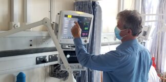Monitro cardiaidd o’r radd flaenaf ar gyfer cleifion Ysbyty Llwynhelyg Telm2 scaled
