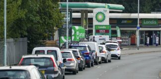 UK FUEL SUPPLY: DRIVERS SHOULD TRY TO CONSERVE FUEL TO AVOID QUEUES AT PETROL STATIONS c8ef32d2 e231 407c a5ea fa90ac0e4e29