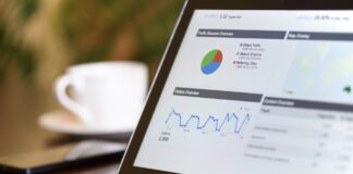 What Is The Difference Between Apps & Software? digital marketing 1433427 1920