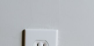 Why You Need To Be Careful Of Power Surges kelly sikkema fZirmwarM0E unsplash