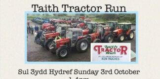Elusennau Iechyd Hywel Dda ar godi arian gan Nia Gore tractor run details