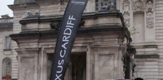 Lexus UX Art Car Revealed at the Cardiff Life Awards 2d47fc5a2d378d717a5a3670d1771bfa7c52ea14