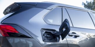 Toyota: Tips for Making your Fuel Go Further a45b57058ffeb9132560377be17ee2e560b6d4b2