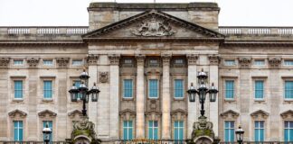 The most Instagrammable Stately Homes to visit this Christmas hulki okan tabak QIz5hVkNUqE unsplash