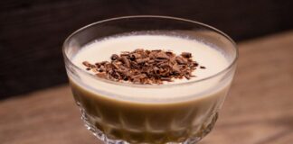 Your Favourite Christmas Cocktails Contain Nearly 75% of your Daily Sugar Allowance! mudslide 720x720 primary 1b64bc06637e4cbb8cf1a70dbd093b02