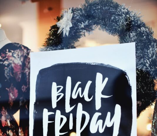 Revealed: Smart Shopping tips for Black Friday! tim mossholder qh75QT91TfA unsplash