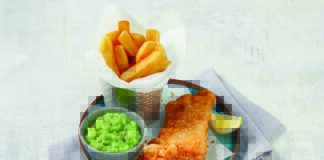 MORRISONS BRINGS BACK 15-PIECE ULTIMATE BREAKFAST – AND IT COSTS LESS THAN £7 Morrisons CafeDeals FishAndChips scaled