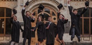 Council launches graduate programme for 2022 graduates celebrating