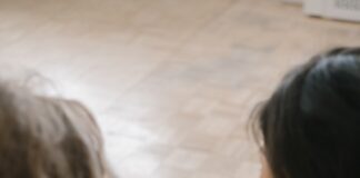 Exploring the countries that offer the most opportunities for gap year students pexels mikhail nilov 6608888