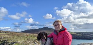 Vikki scoops prestigious national Scouting award vikki and dog scaled