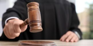 Rogue traders brought to justice Judge 762