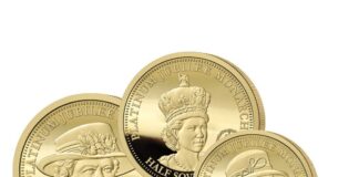 World’s first gold platinum sovereigns minted to celebrate Queens Platinum jubilee d1b70c89dd339f552f198be2faab3c2282e08bb0