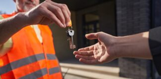 Pandemic decline in housebuilder liquidations housebuilder is giving keys to another person 2022 01 05 16 12 39 utc scaled 1