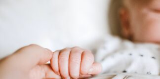 Welsh Government News: Maternity and Neonatal Champions to improve services across Wales. pexels lisa fotios 2721581 scaled