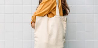 Don’t Buy a Teacher Tote Bag Before You Read This Guide unnamed 1