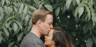 Revealed: Over half of Brits don’t kiss their partner in public kyle bearden j3NjD3muFhg unsplash
