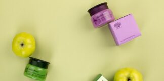 Best Guide Get here Cosmetic Packaging Wholesale UK At 2022 pexels elena druzhinina 7817640
