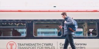 Cyngor teithio ar gyfer gêm Cymru v Ffrainc Transport for Wales scaled