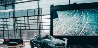 Should I Buy a Car Through my Business? pexels maria geller 2127039