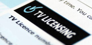 Cost of Living – Britons could slash bills through simple direct debit switch – ‘spread the cost’ 107916770 pa cut