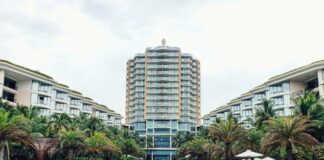 5 Ways for Hoteliers to Maximize ROI on Technology Investments 5 Ways for Hoteliers to Maximize ROI on Technology Investments