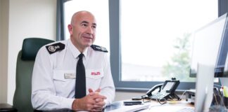 Gair I Ddweud Ffarwel Gan Y Prif Swyddog Tan, Chris Davies QFSM Chief Fire Officer Chris Davies QFSM