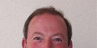 Ffarwelio â Chadeirydd Panel Heddlu a Throseddu Dyfed-Powys alunjones