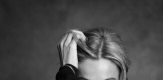 Video Artist and Filmmaker Eva Lanska Set to Release NFT Collection of ‘The Existential Choice’ After Biennale Arte Premiere eva lanska