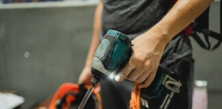 Recent study reveals male renovators are best at sticking to budget pexels allan mas 5383809