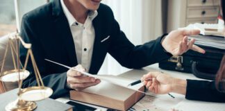 Bankruptcy Attorney: When You Need One and How to Find the Right One unnamed 1