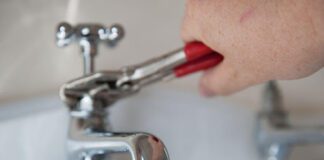 Learn How to Solve Plumbing Problems Lipstick
