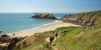 Join in 70-mile challenge to celebrate National Park’s 70th anniversary MarloesWalkers