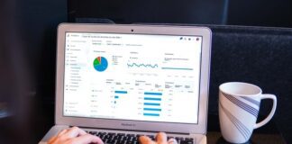 The Advantages Of Taking Online Short Courses: A Guide For Working Professionals myriam jessier eveI7MOcSmw unsplash