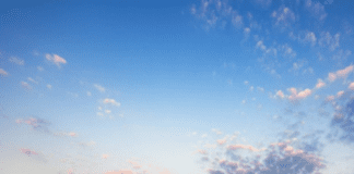 ACJ SIGNS BUSINESS AGREEMENT WITH CTT SYSTEMS AND LAUNCHES OPTIONAL INFLIGHT HUMIDIFICATION FOR THE TWOTWENTY BUSINESS JET ACJ TwoTwenty