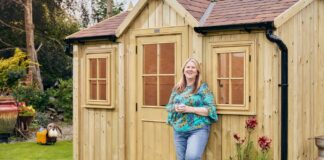 The Big Posh Sale Tempts Garden Lovers PR RELEASE KAY WITH RICHMOND Large