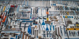 Tradesmen warning as £137k of tools stolen everyday cesar carlevarino aragon NL DF0Klepc unsplash scaled