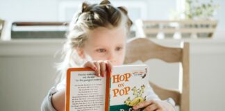 How to turn your child into a bookworm this summer josh applegate p KJvKVsH14 unsplash scaled