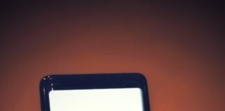 Gaming soundtracks – These songs brought in the most cash! joshua hoehne qdhYA 8d1RE unsplash scaled